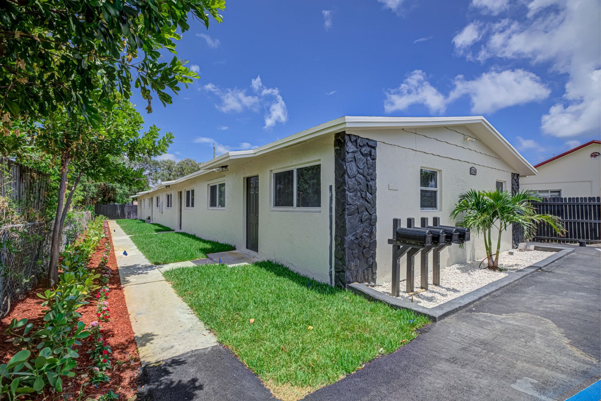1216 N 16th Avenue N, Unit 10, Lake Worth Beach, FL 33460 Photo