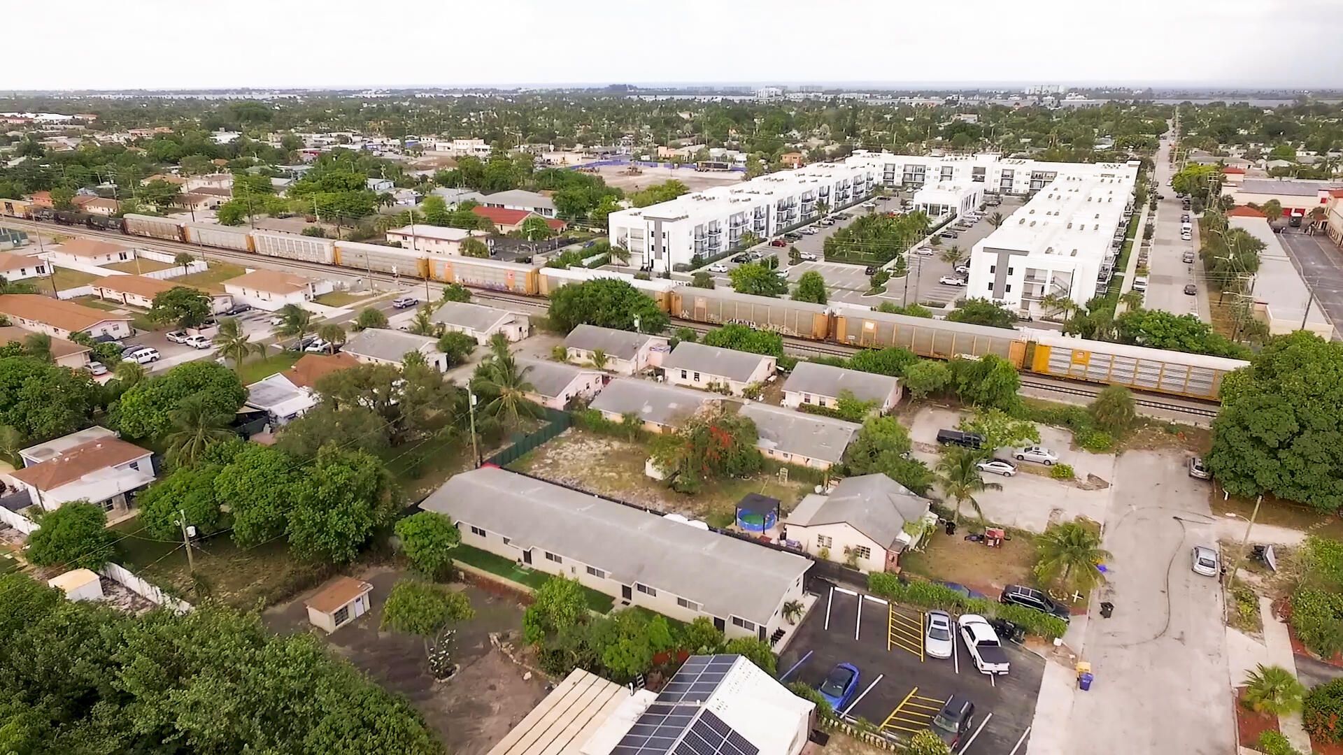 1216 N 16th Avenue N, Unit 10, Lake Worth Beach, FL 33460 Photo