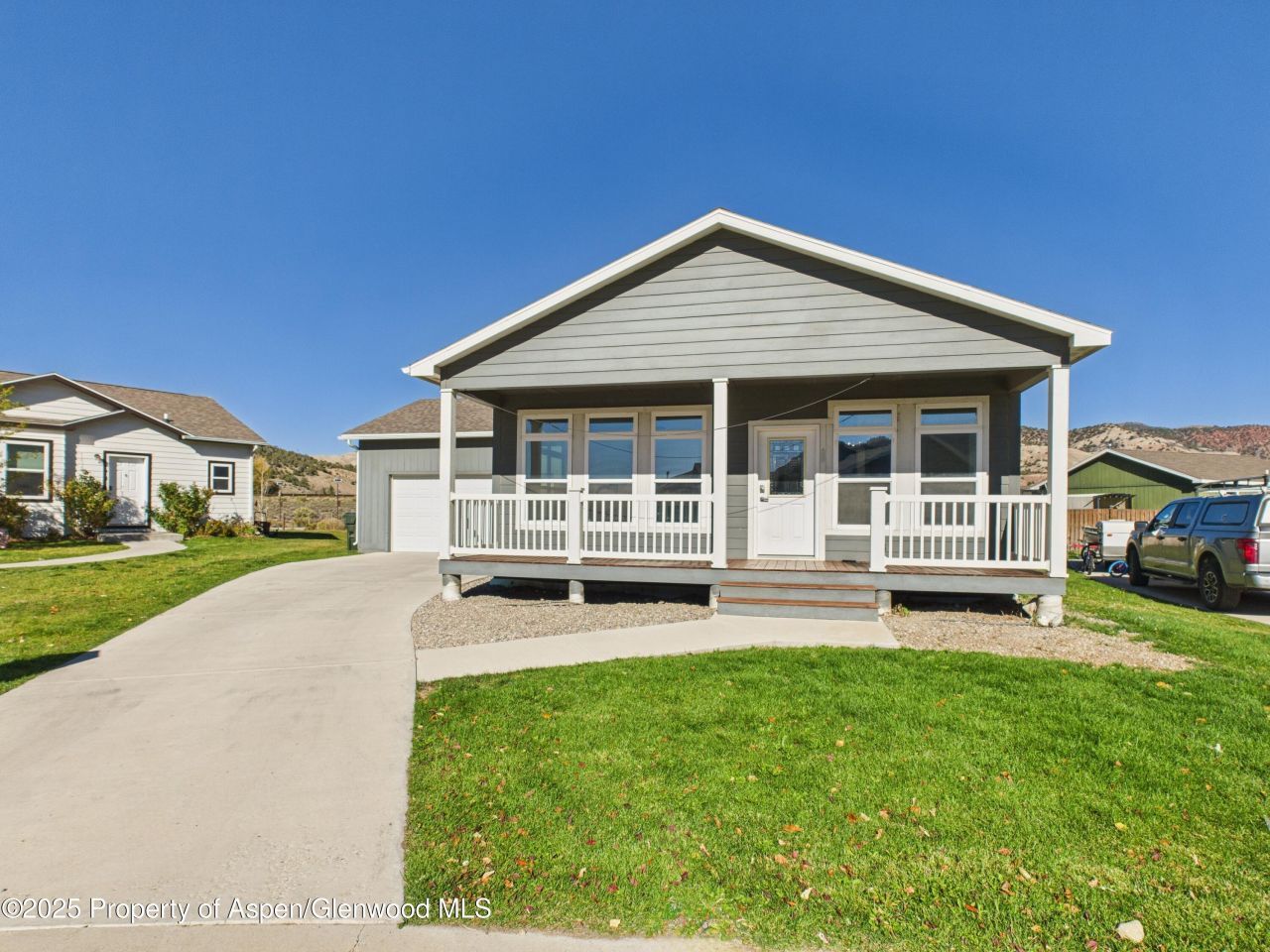 68 Salmon Loop Loop, Gypsum, CO 81637 Main Photo