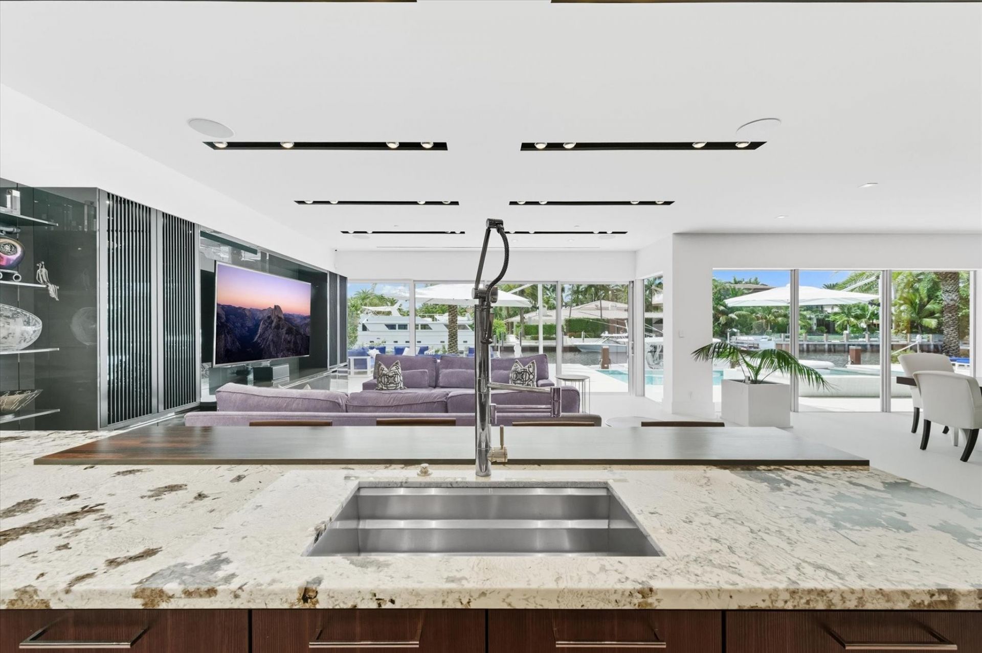 14 N Isla Bahia Drive, Fort Lauderdale, FL 33316 Photo