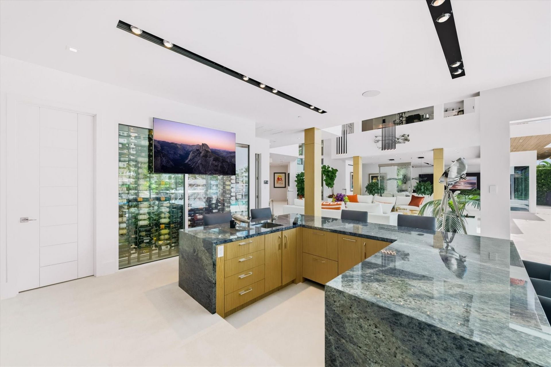 14 N Isla Bahia Drive, Fort Lauderdale, FL 33316 Photo