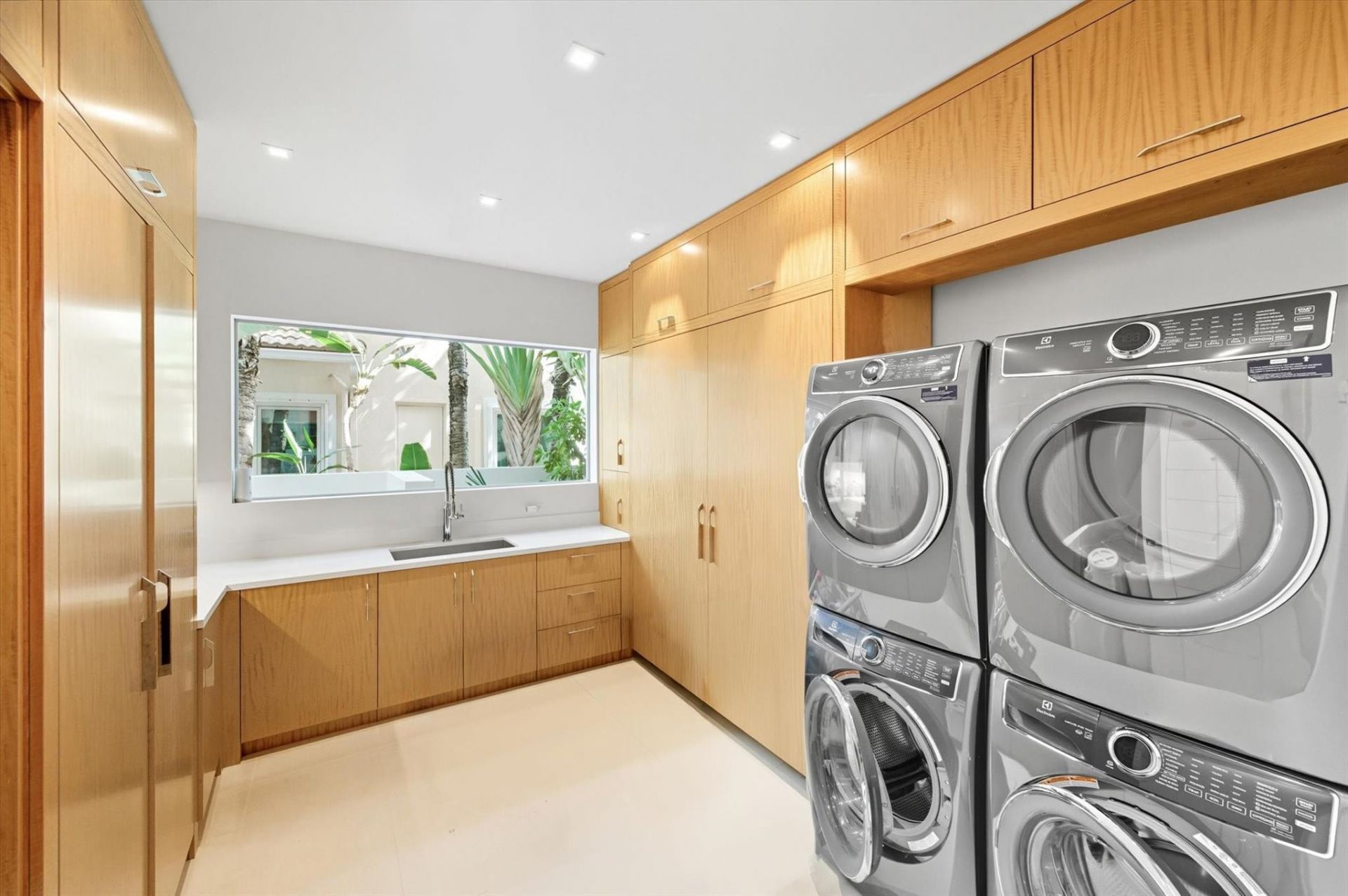 14 N Isla Bahia Drive, Fort Lauderdale, FL 33316 Photo