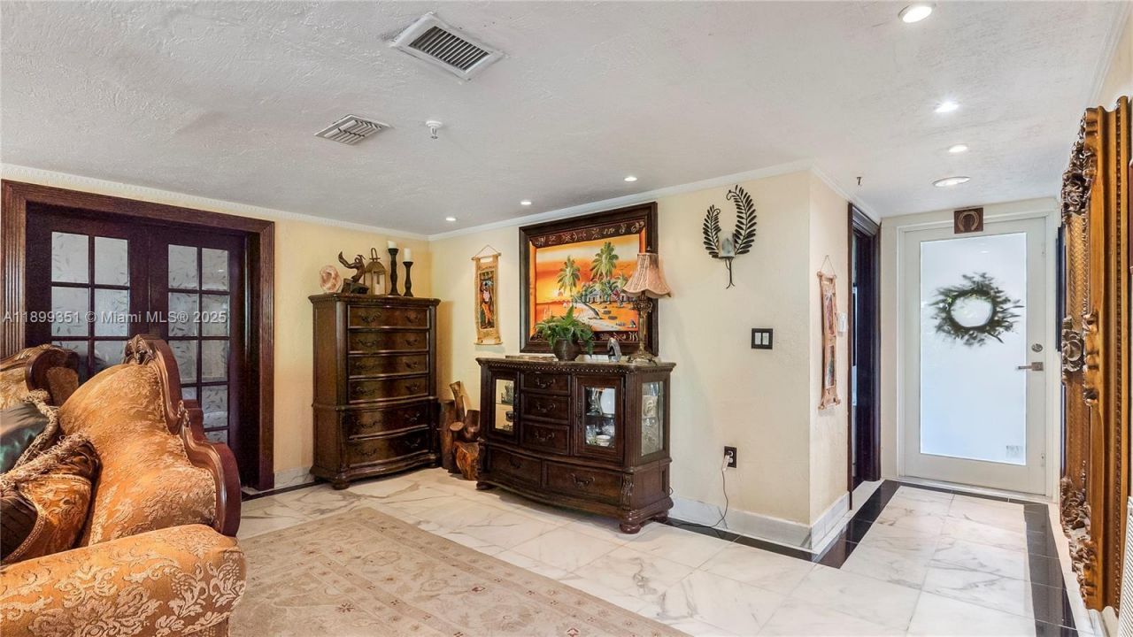 430 Poinciana Island Dr, Unit 1710, Sunny Isles Beach, FL 33160 Photo