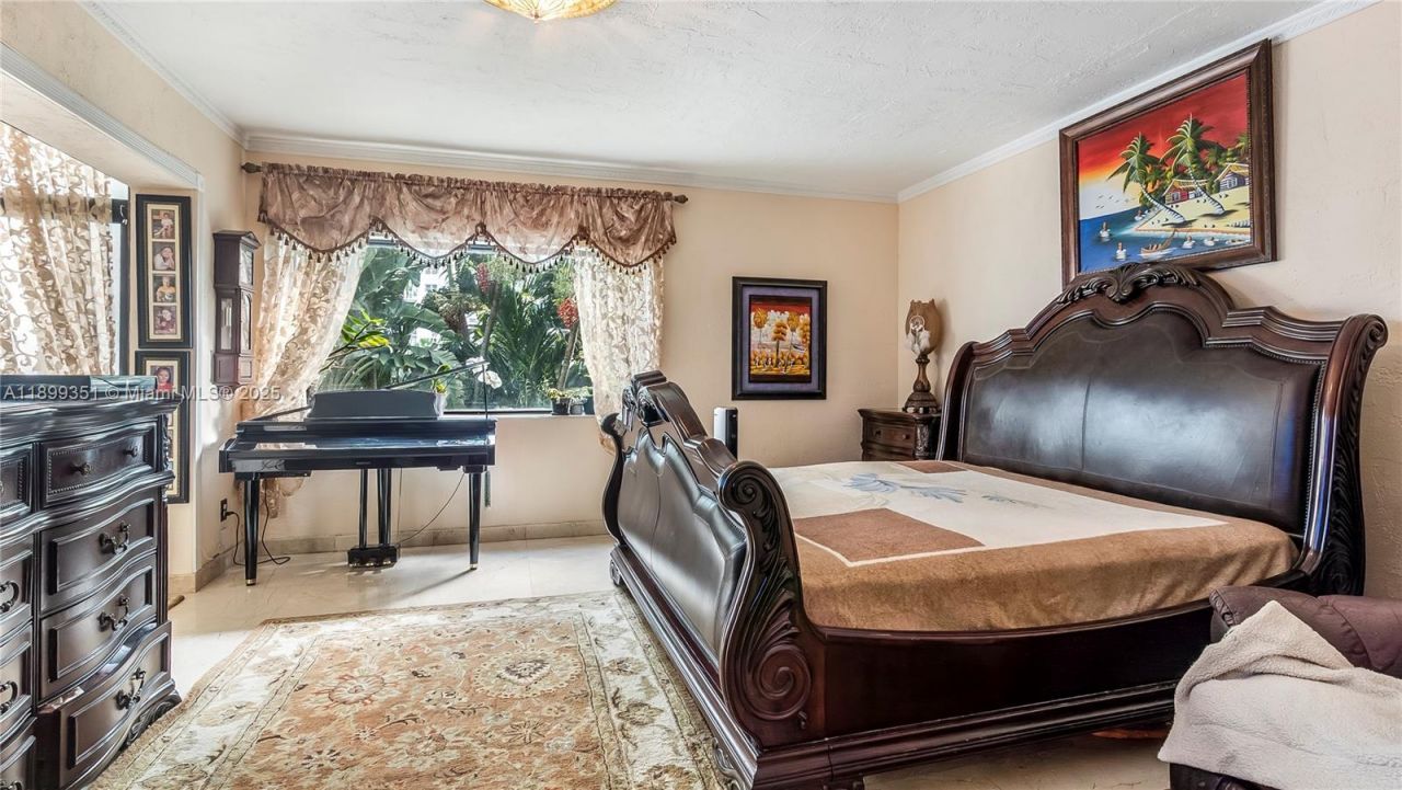 430 Poinciana Island Dr, Unit 1710, Sunny Isles Beach, FL 33160 Photo