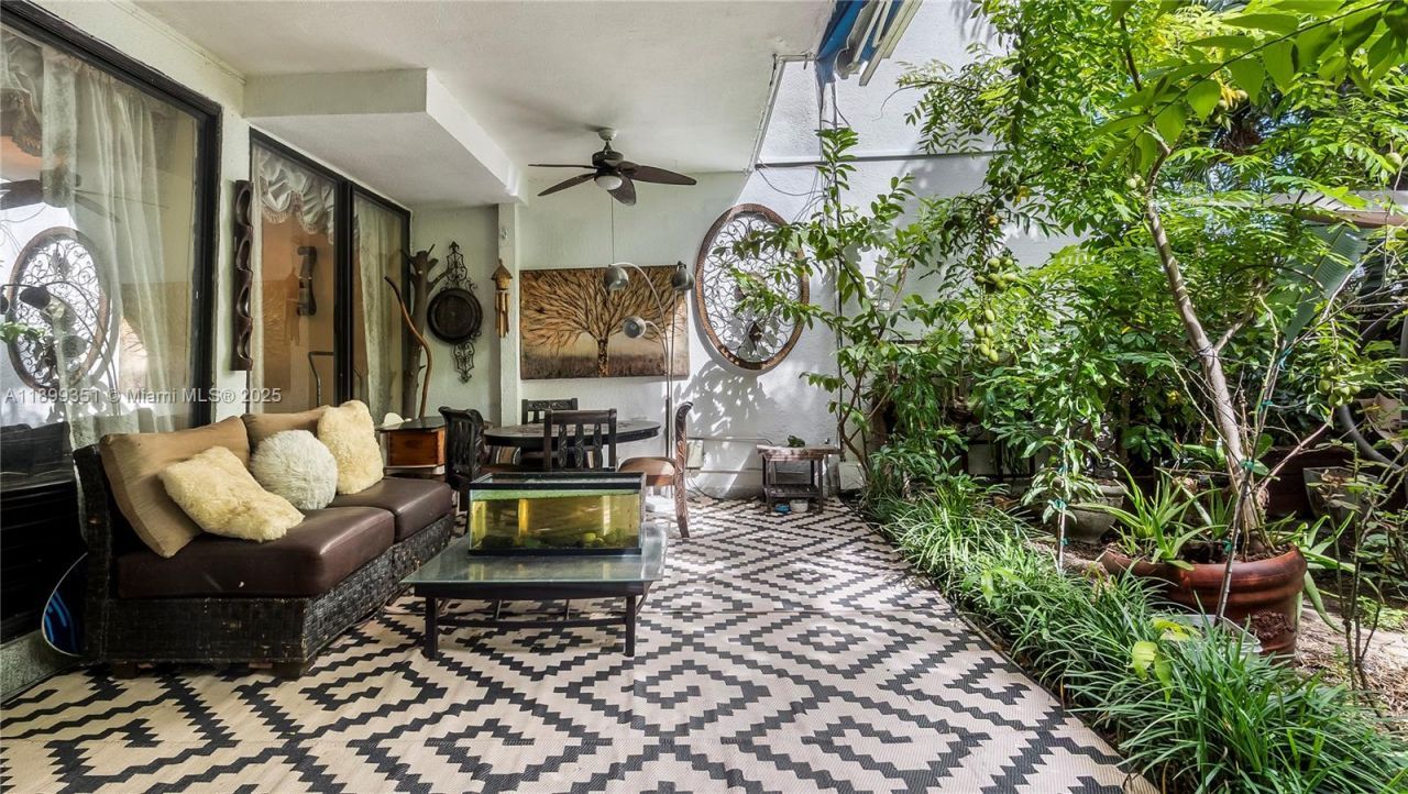 430 Poinciana Island Dr, Unit 1710, Sunny Isles Beach, FL 33160 Photo