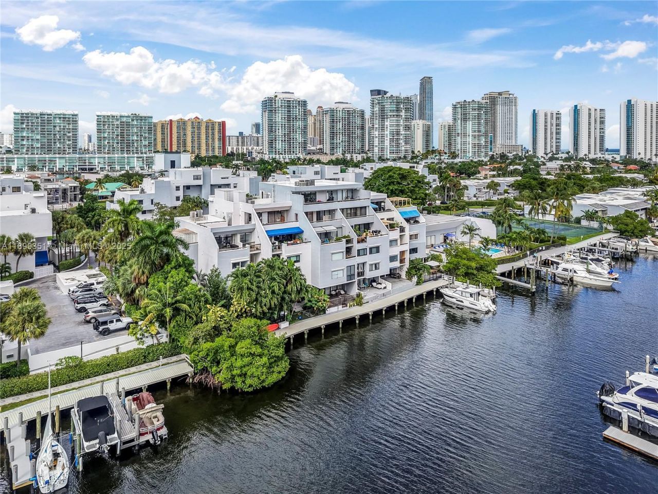 430 Poinciana Island Dr, Unit 1710, Sunny Isles Beach, FL 33160 Photo