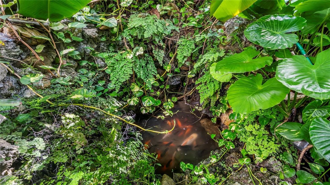 430 Poinciana Island Dr, Unit 1710, Sunny Isles Beach, FL 33160 Photo