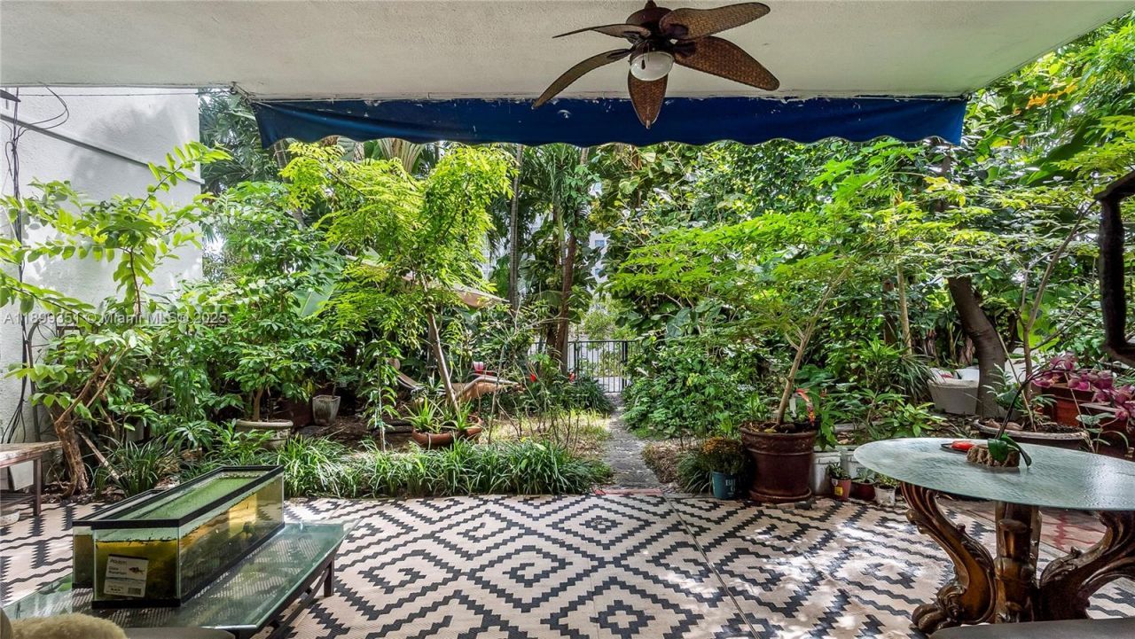 430 Poinciana Island Dr, Unit 1710, Sunny Isles Beach, FL 33160 Photo