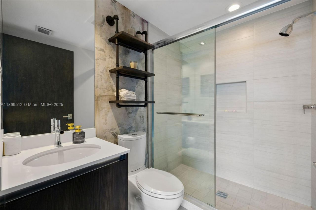 1180 N Federal Hwy, Unit 1102, Fort Lauderdale, FL 33304 Photo