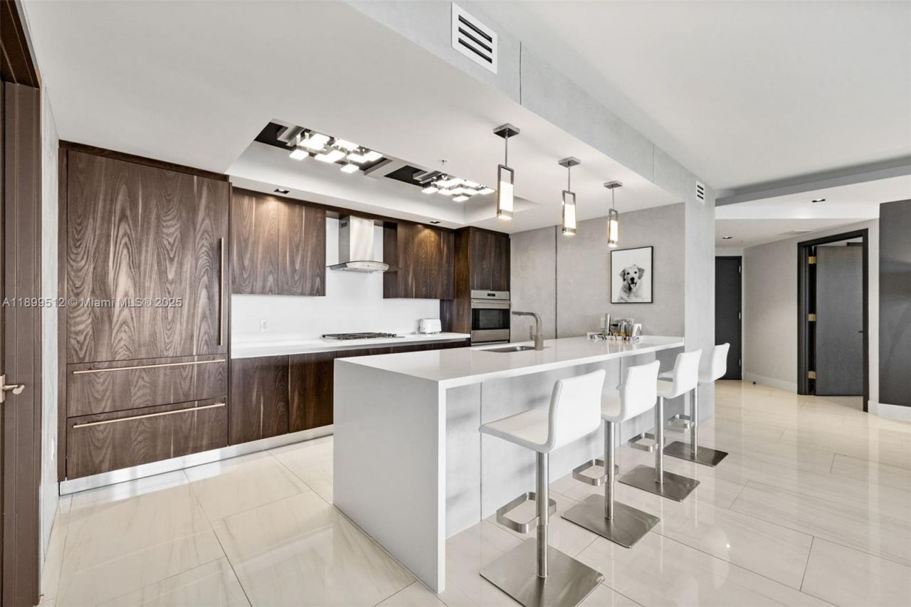 1180 N Federal Hwy, Unit 1102, Fort Lauderdale, FL 33304 Photo