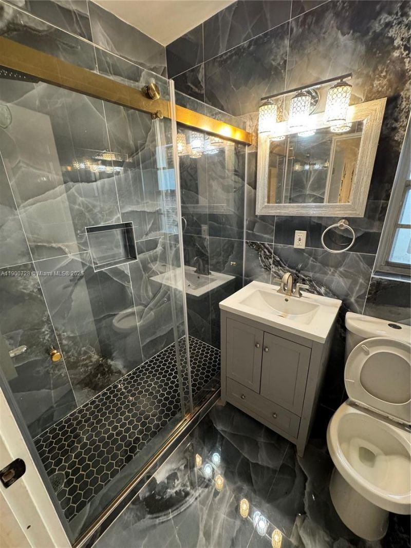 110 NE 68th St, Unit B, Miami, FL 33138 Photo