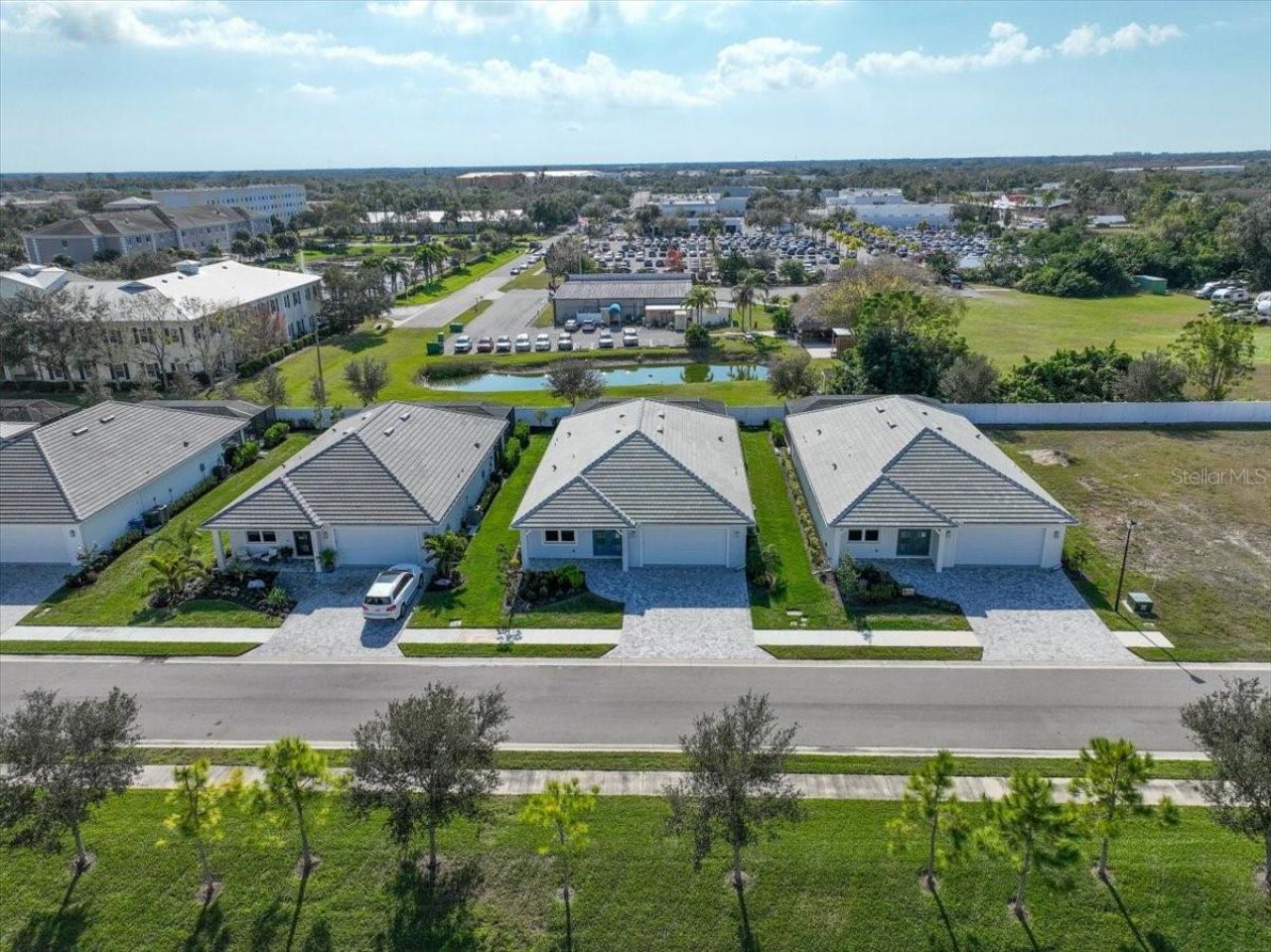 5217 Willow Lake Court, Sarasota, FL 34233 Photo