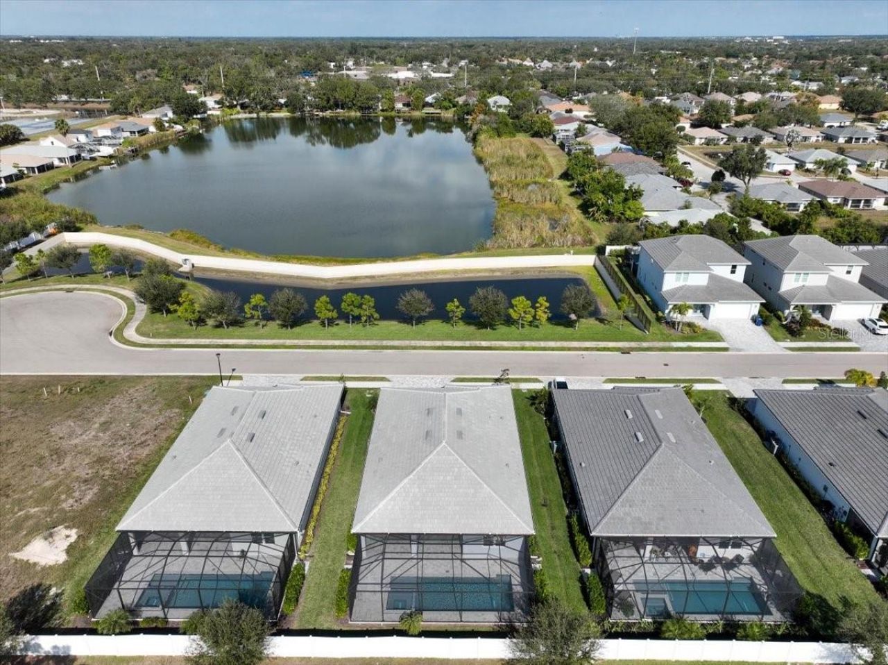 5217 Willow Lake Court, Sarasota, FL 34233 Photo
