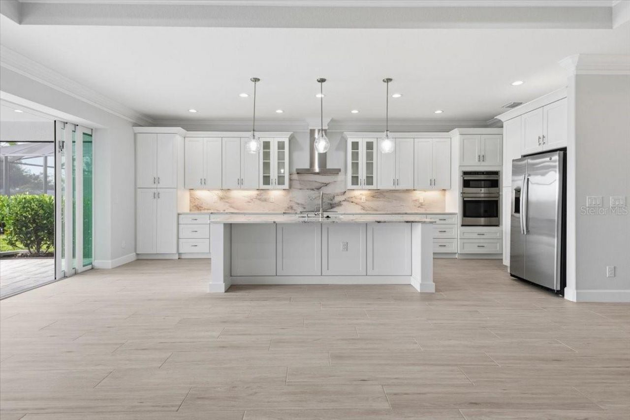 5217 Willow Lake Court, Sarasota, FL 34233 Photo