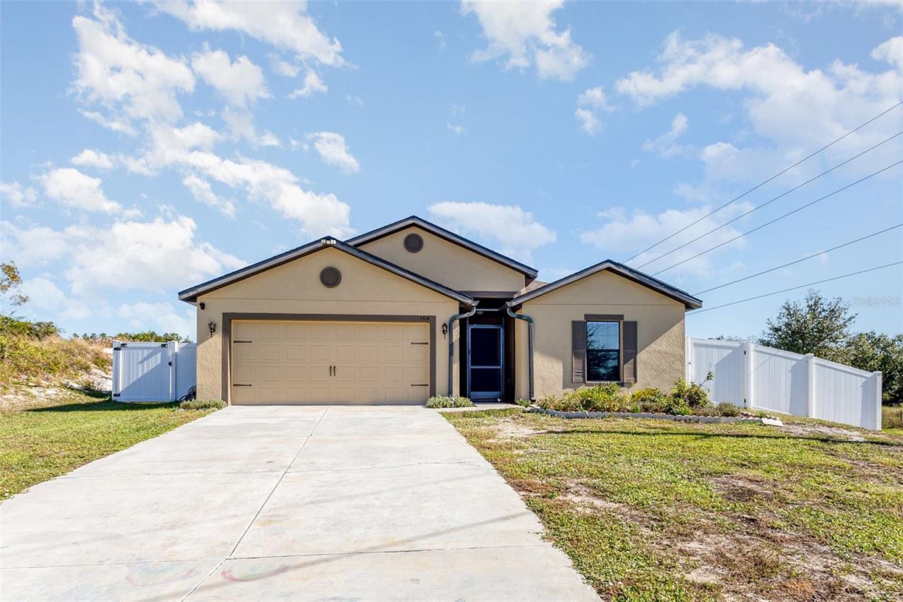 104 Jasmine Circle, Kissimmee, FL 34759 Main Photo