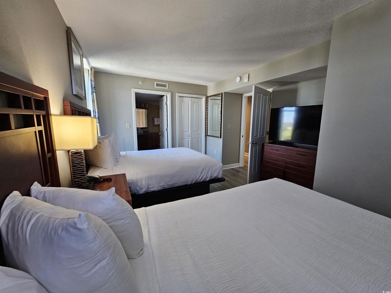 5200 N Ocean Blvd. Photo 7