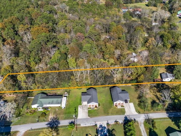 6807 Levi Road, Hixson, TN 37343