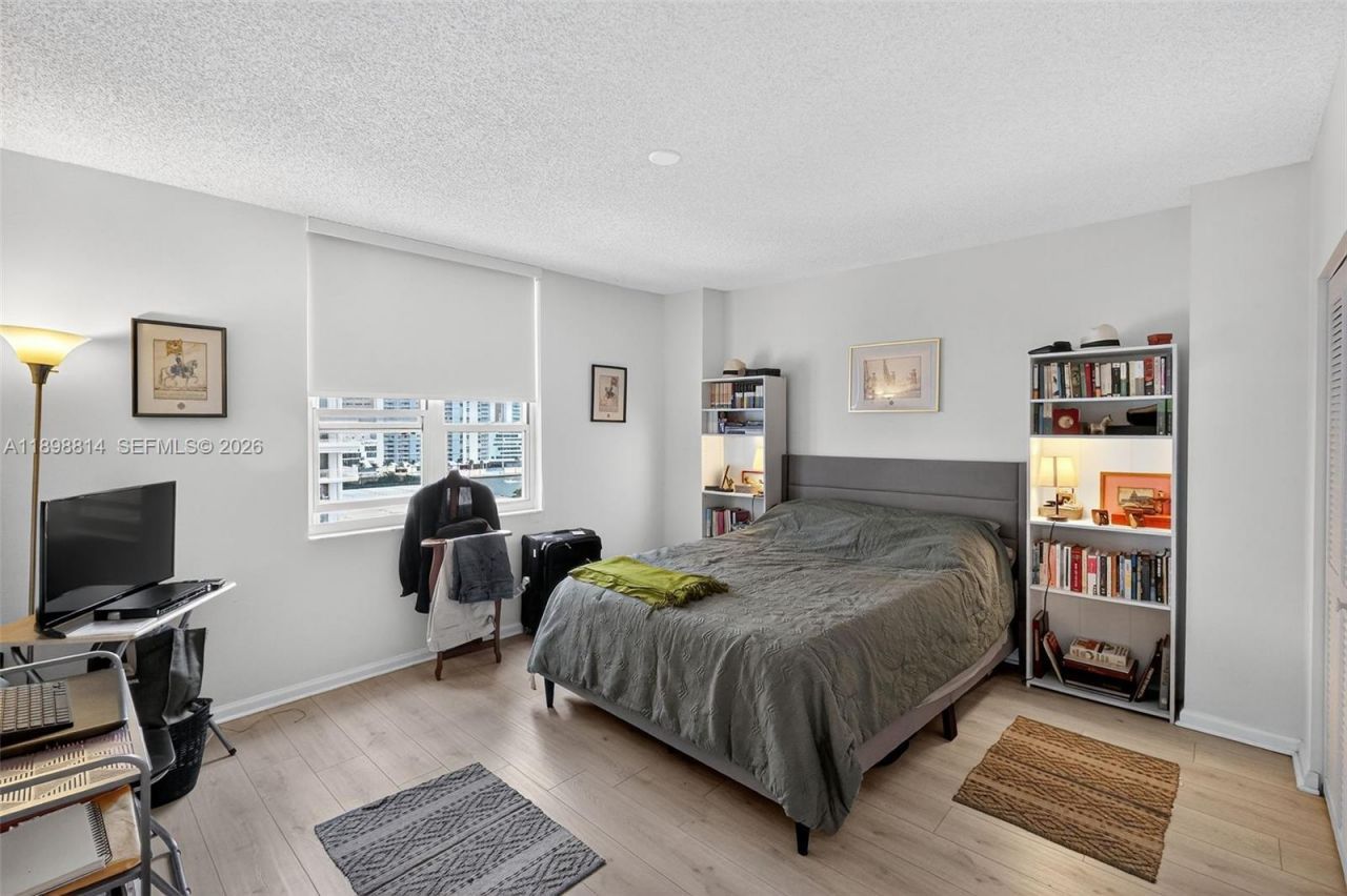 701 Brickell Key Blvd, Unit 1108, Miami, FL 33131 Photo