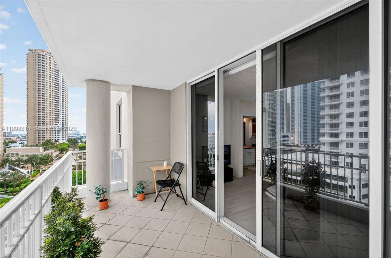 701 Brickell Key Blvd, Unit 1108, Miami, FL 33131 Photo