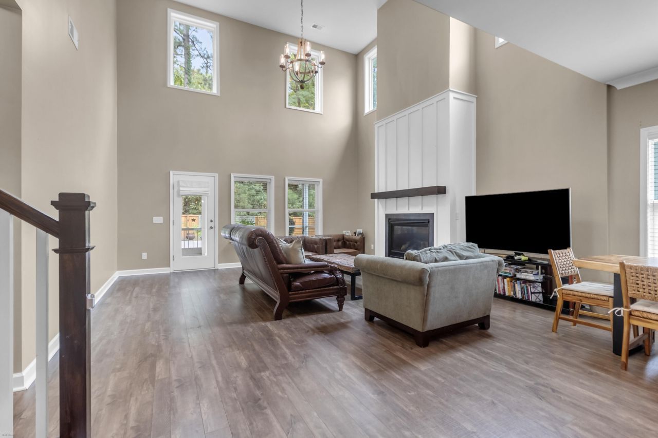 1229 Lois Allen Road Photo 14