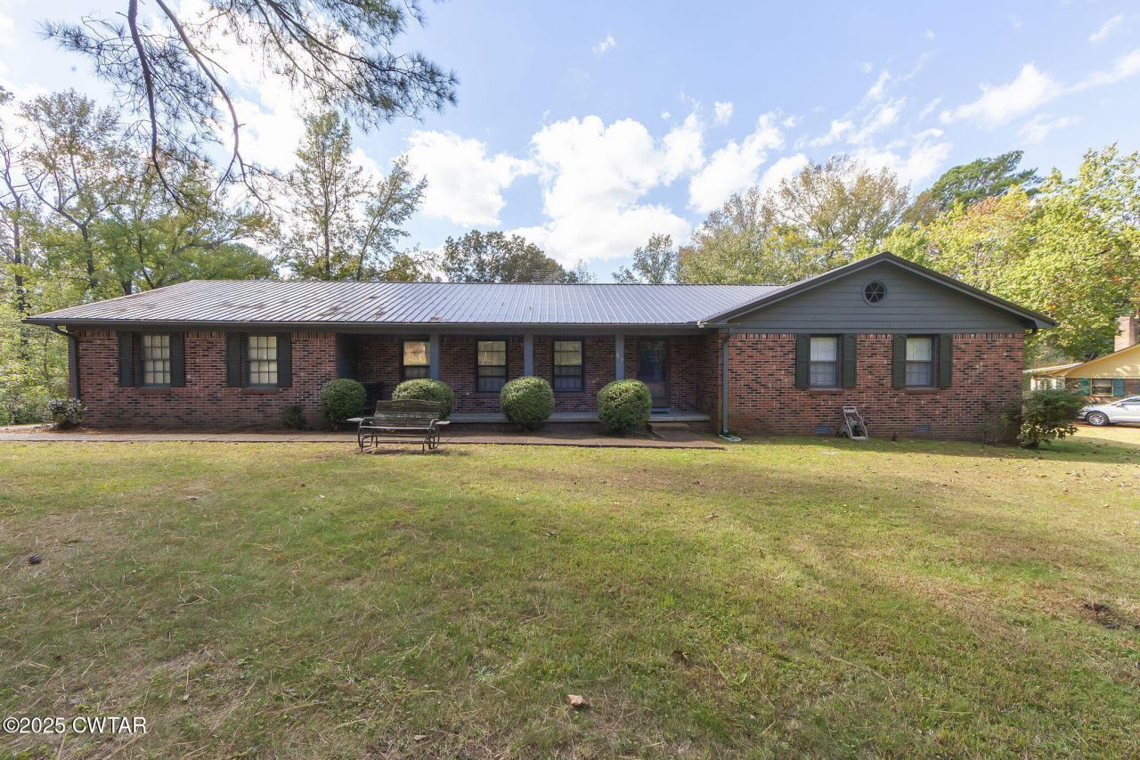 87 Michelle Lane, Jackson, TN 38301 Main Photo