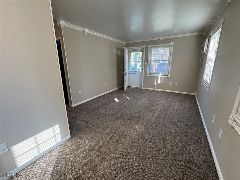 324 E 235th Street, Euclid, OH 44123 Photo 9