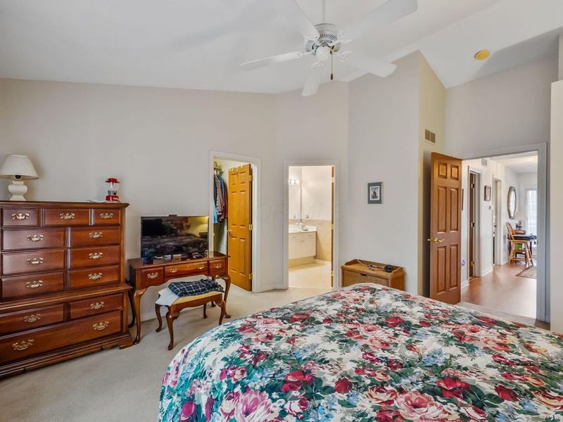 370 Little Creek Drive, Delaware, OH 43015 Photo 15