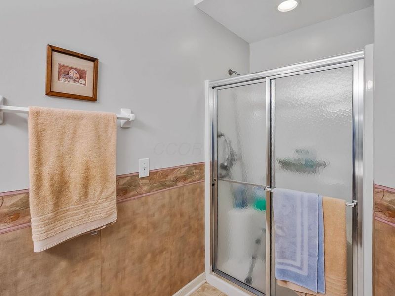 370 Little Creek Drive, Delaware, OH 43015 Photo 18