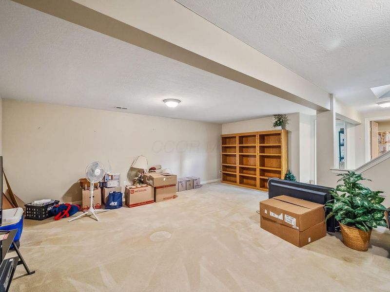 370 Little Creek Drive, Delaware, OH 43015 Photo 26