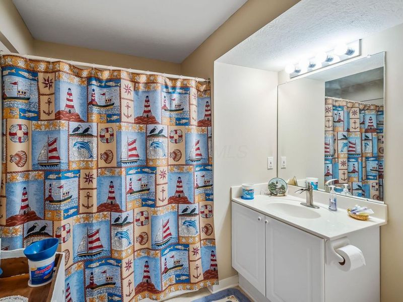 370 Little Creek Drive, Delaware, OH 43015 Photo 29