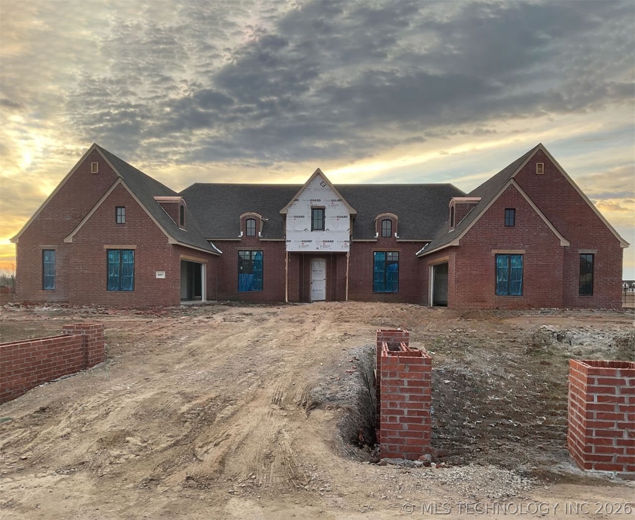 8457 S Timber Wolf Drive, Broken Arrow, OK 74014 Main Photo