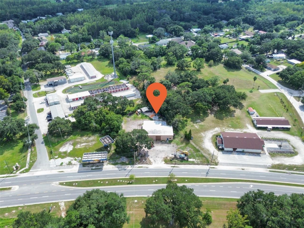 1049 E Myers Boulevard, Mascotte, FL 34753 Photo