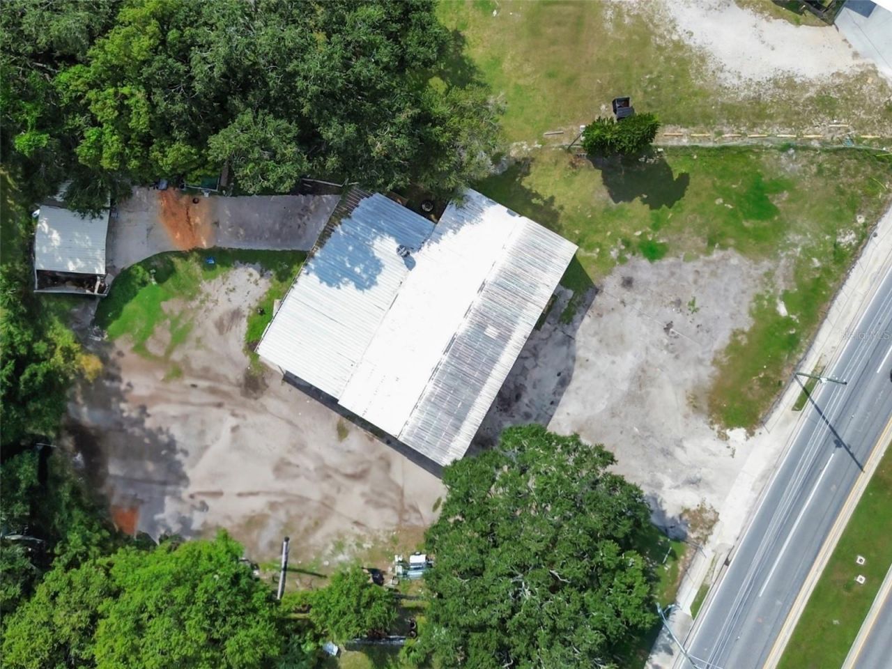 1049 E Myers Boulevard, Mascotte, FL 34753 Photo