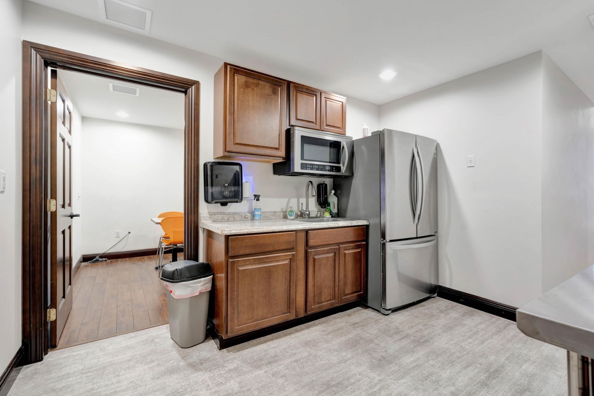 679 NW Enterprise Drive, Unit 102, Port Saint Lucie, FL 34986 Photo