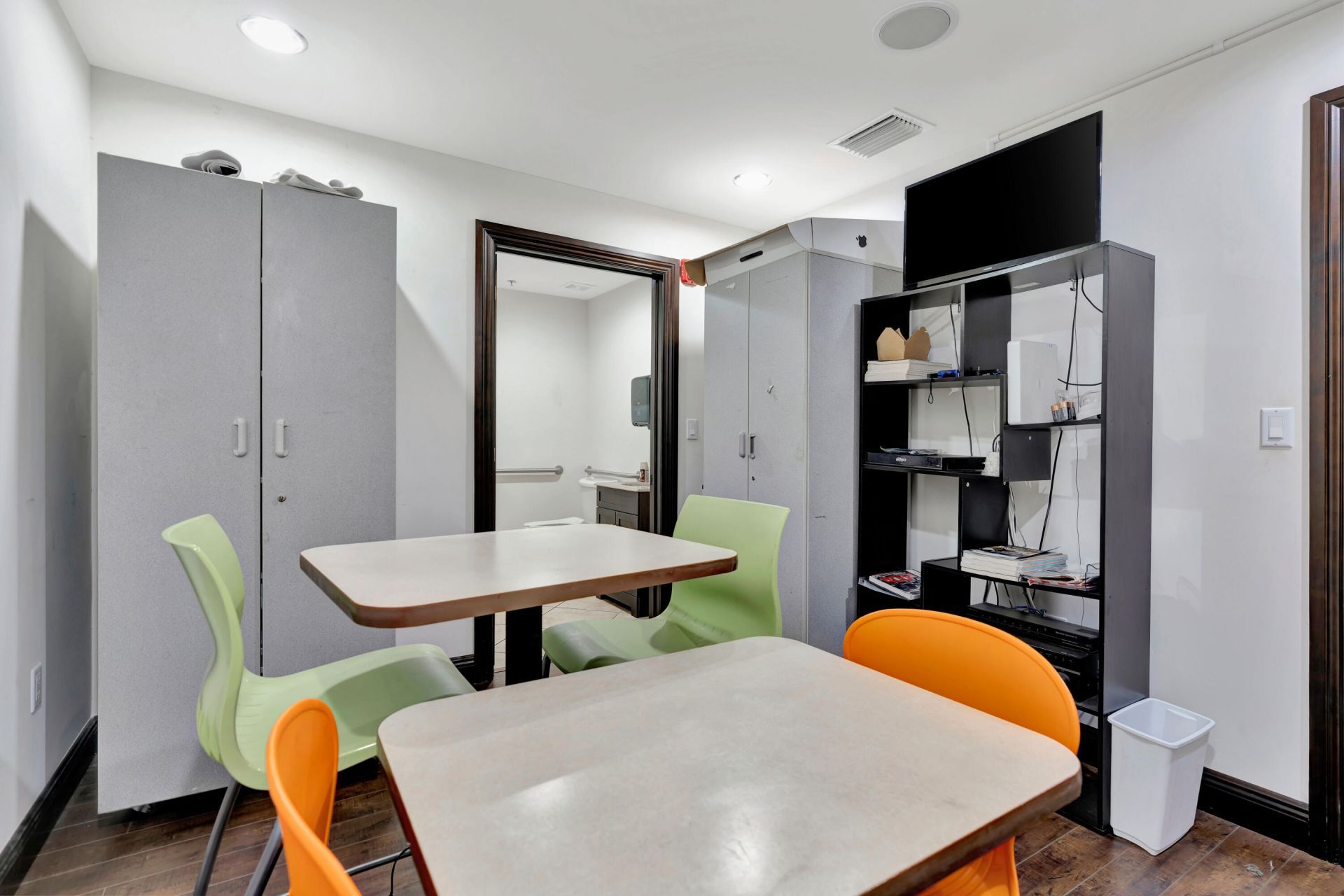 679 NW Enterprise Drive, Unit 102, Port Saint Lucie, FL 34986 Photo