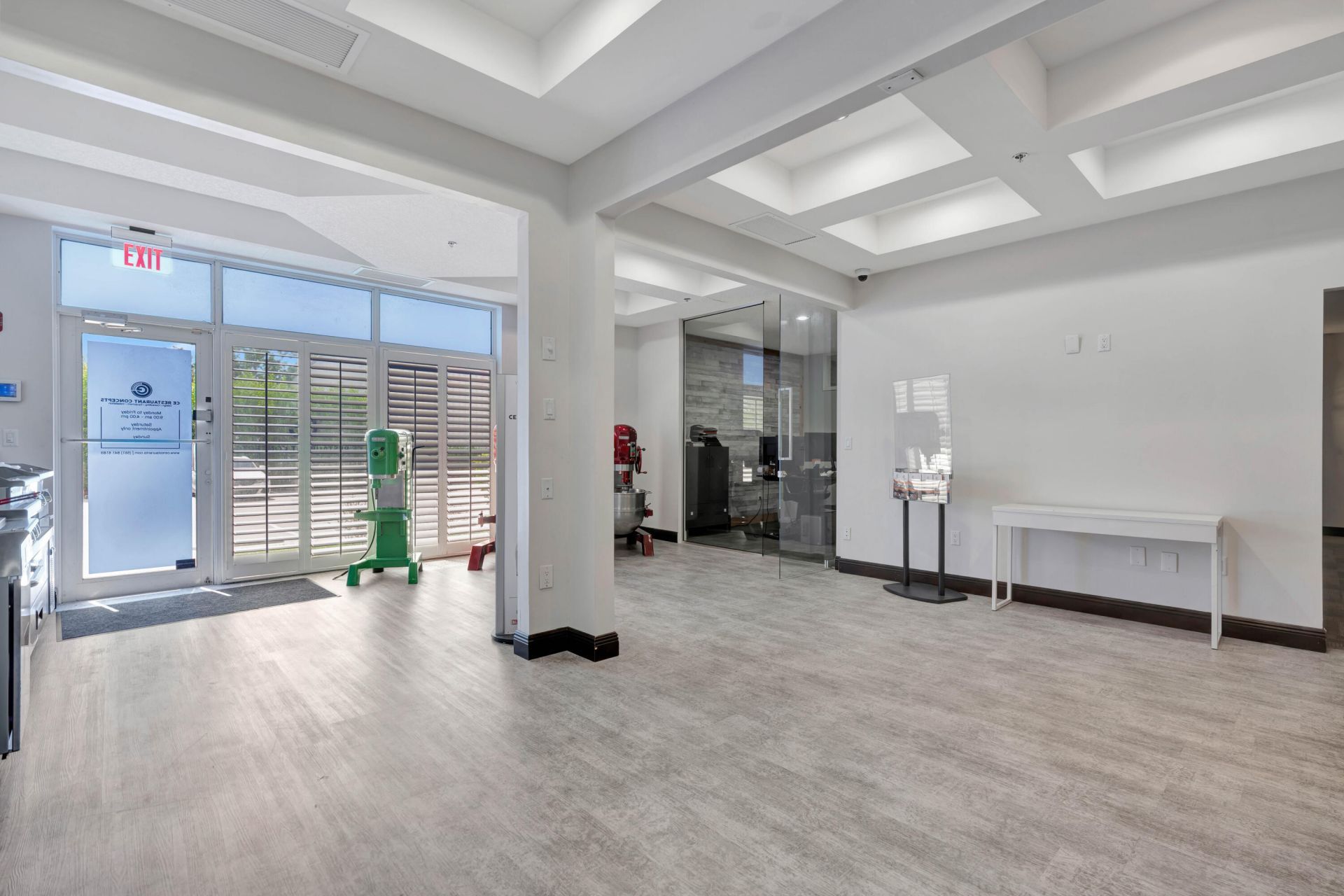 679 NW Enterprise Drive, Unit 102, Port Saint Lucie, FL 34986 Photo