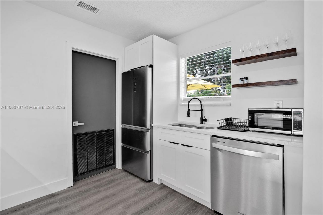 7471 Hope St, Hollywood, FL 33024 Photo