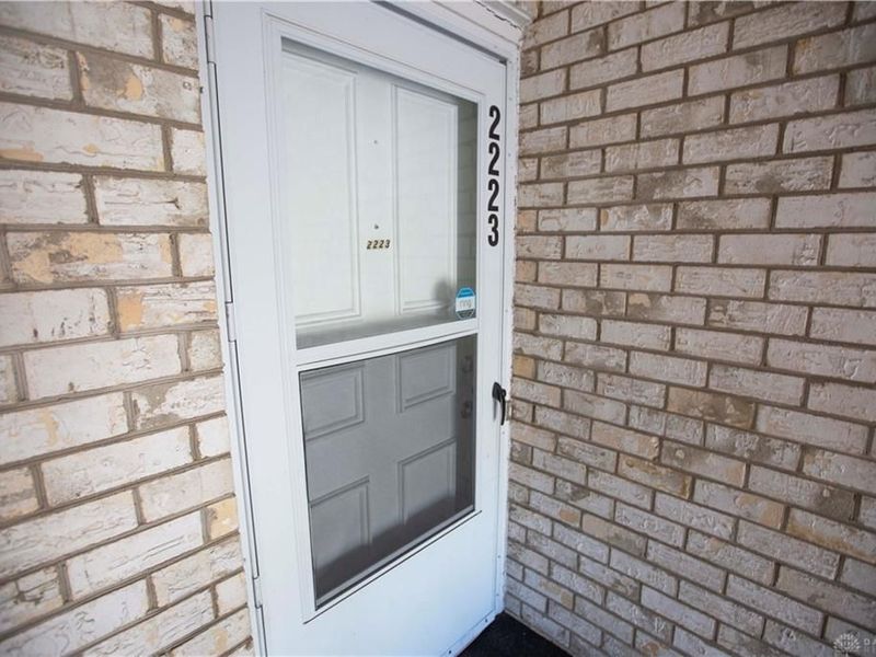 2223 Crew Circle, Dayton, OH 45439 Photo 3