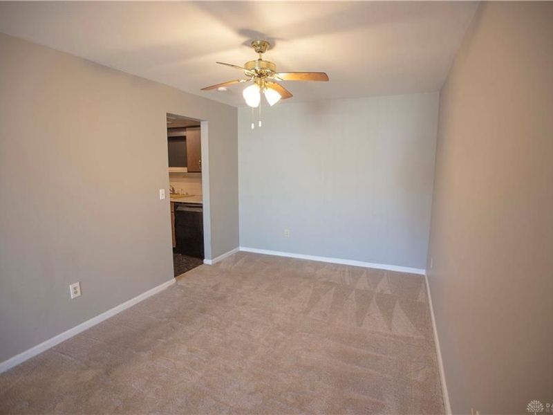 2223 Crew Circle, Dayton, OH 45439 Photo 9