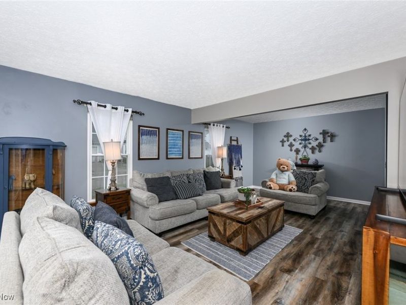 1139 Glencove Commons Drive, Brunswick, OH 44212 Photo 7