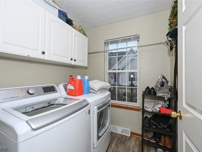 1139 Glencove Commons Drive, Brunswick, OH 44212 Photo 9