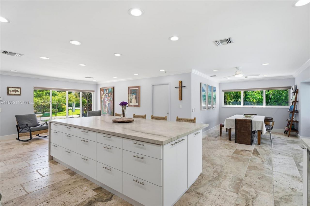 3901 NE 25th Ave, Lighthouse Point, FL 33064 Photo