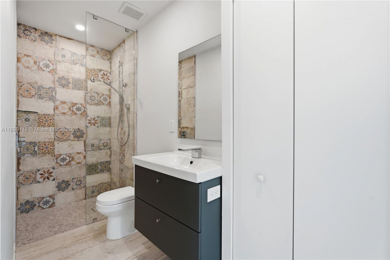 3901 NE 25th Ave, Lighthouse Point, FL 33064 Photo