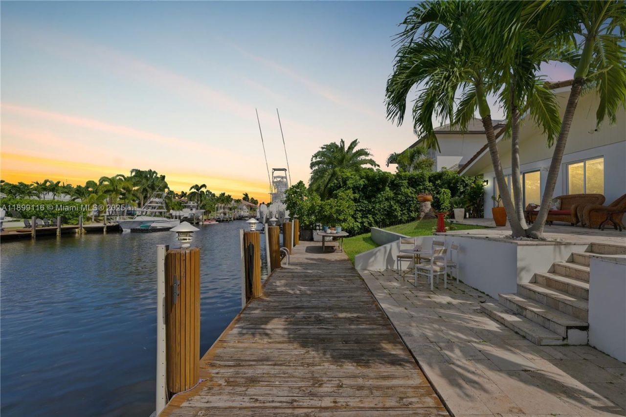 3901 NE 25th Ave, Lighthouse Point, FL 33064 Photo