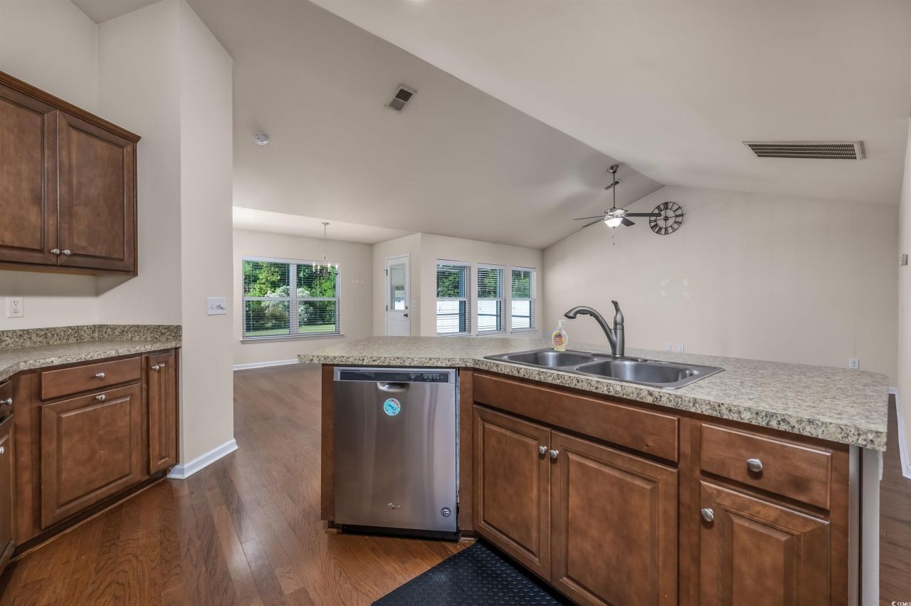 1305 Golden Valley Pl. Photo 12