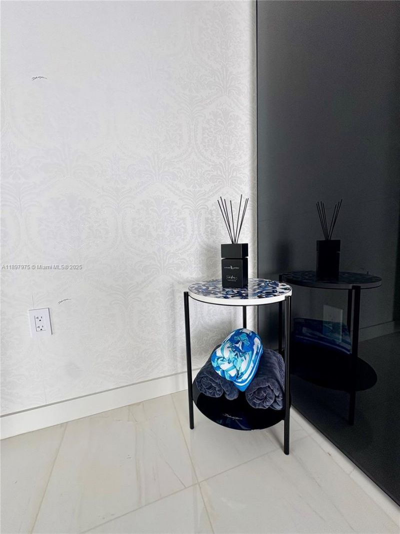 300 Biscayne Blvd Way, Unit 2306, Miami, FL 33131 Photo