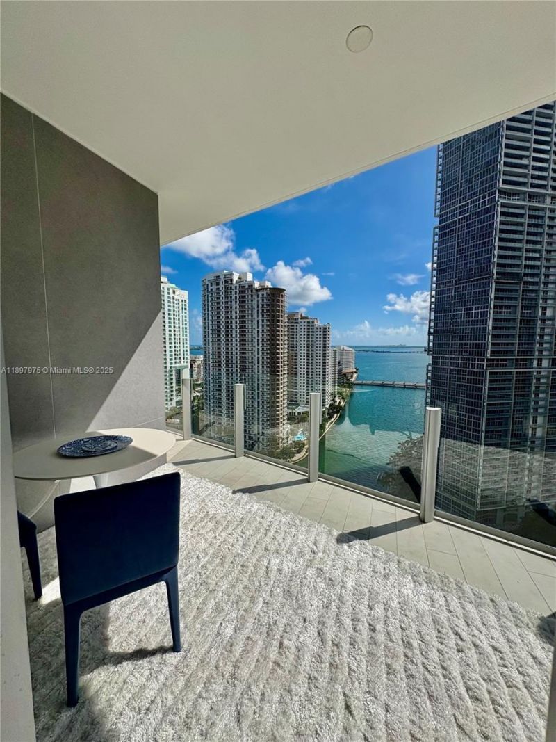 300 Biscayne Blvd Way, Unit 2306, Miami, FL 33131 Photo