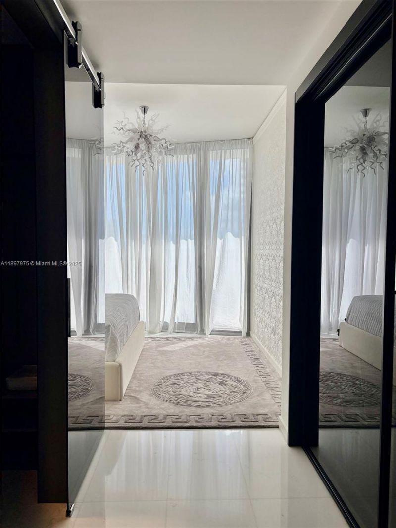 300 Biscayne Blvd Way, Unit 2306, Miami, FL 33131 Photo