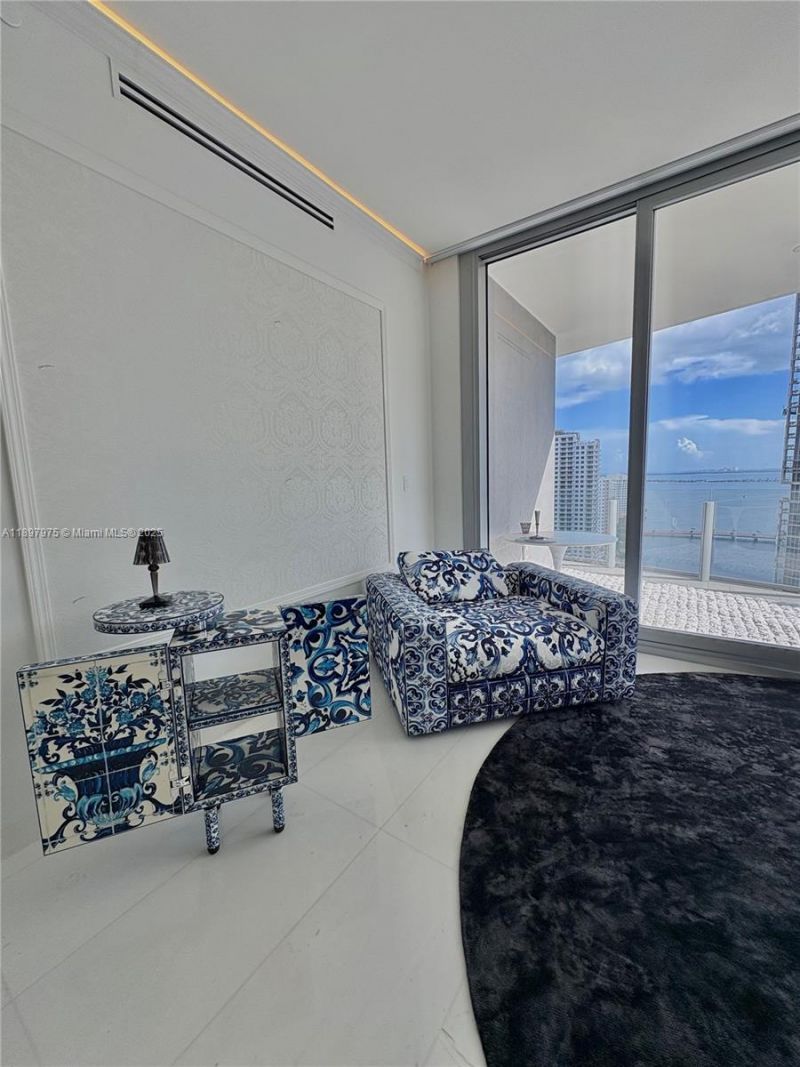 300 Biscayne Blvd Way, Unit 2306, Miami, FL 33131 Photo