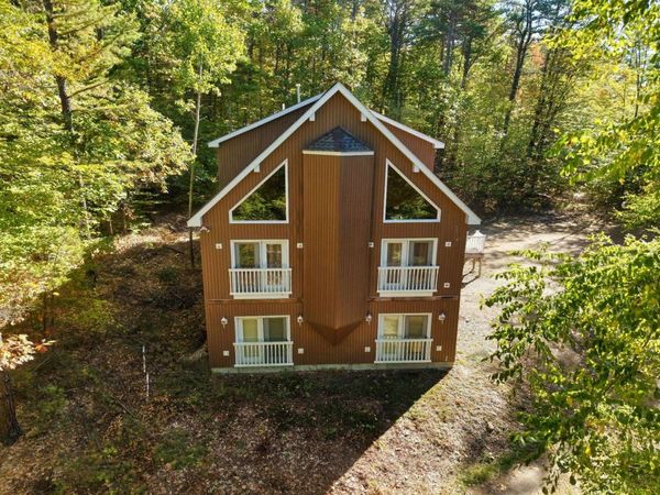 85 Amethyst Hill Road, Conway, NH 03860